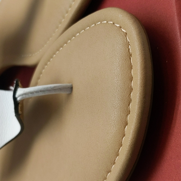 Vaneli White Leather with Gold Studded Toe Post Thong Adjustable Sandal - Picture 11 of 13